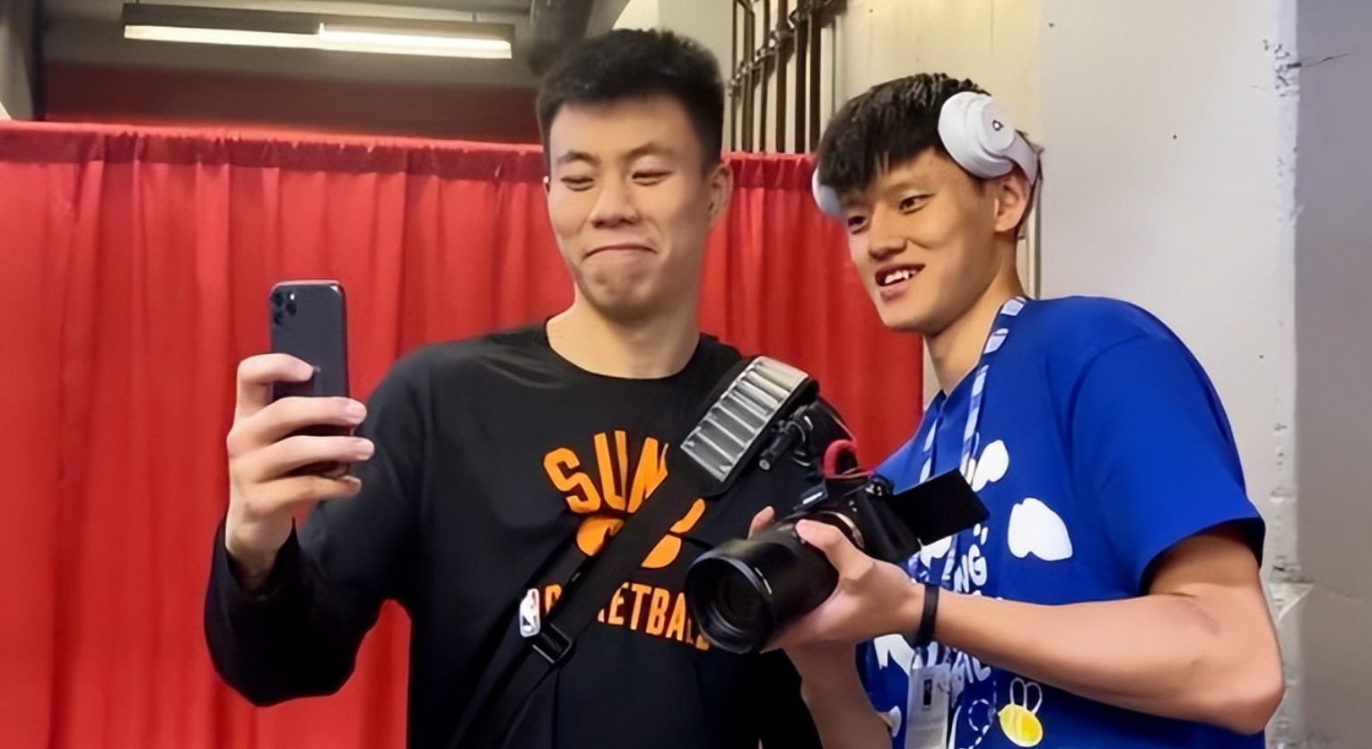 杨瀚森对比NBA和CBA身体对抗：这边比较文明