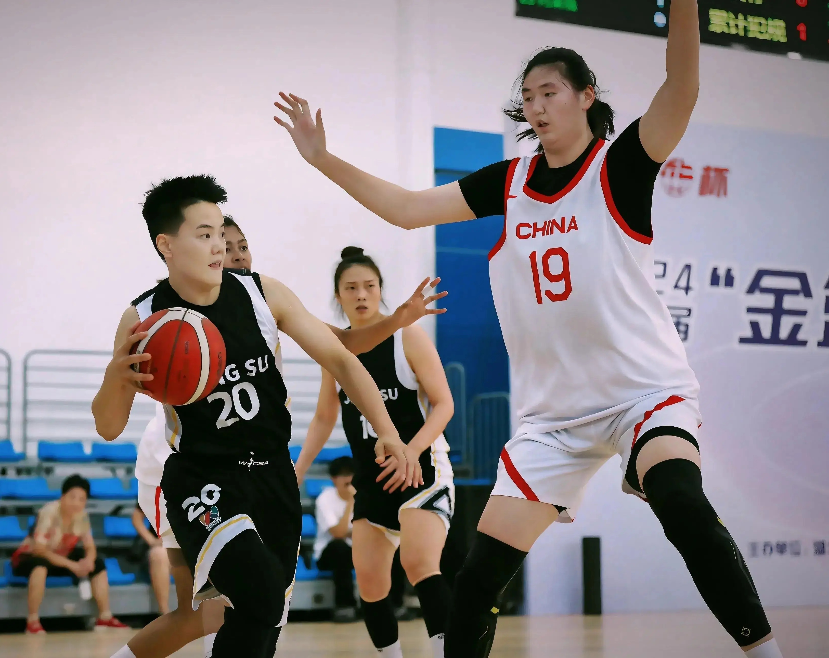 九游娱乐-包含U19女篮世界杯-冉珂嘉17+10中国负葡萄牙遭两连败的词条