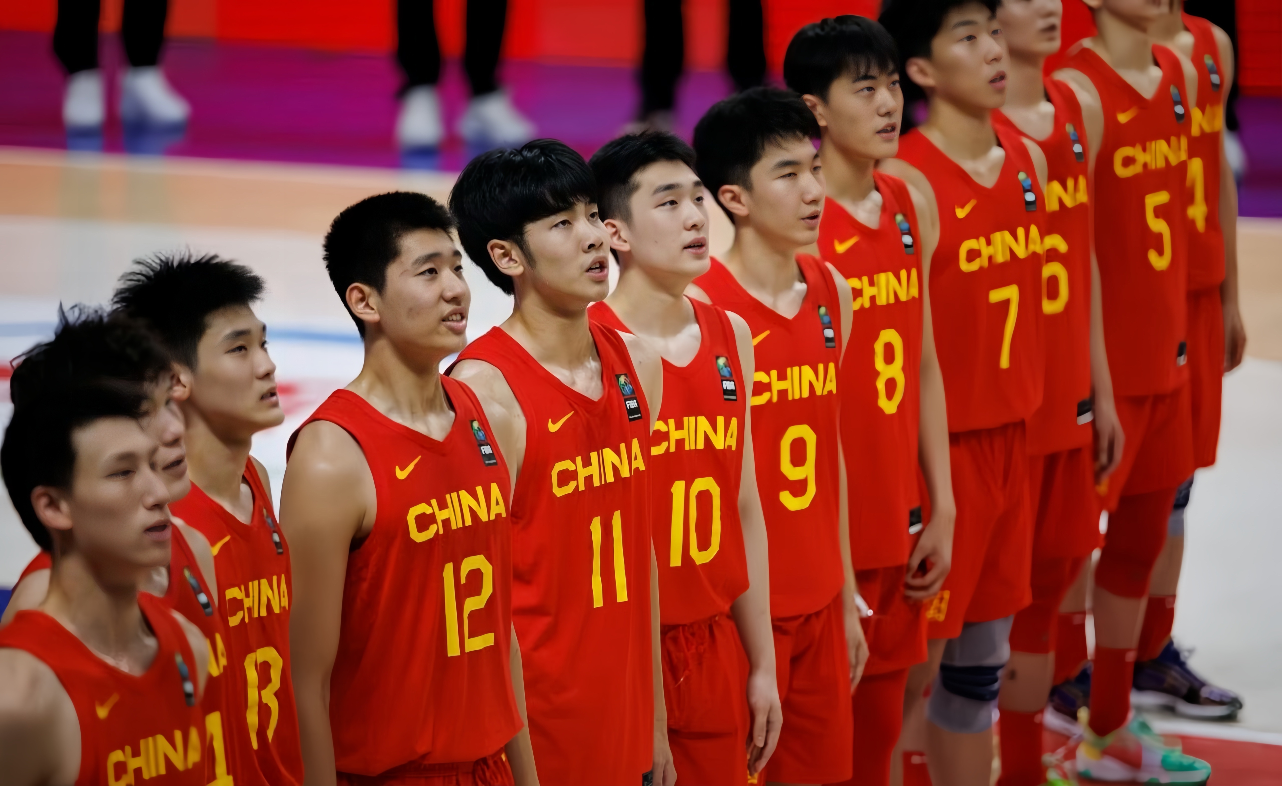 包含中国男篮大胜蒙古胡金秋20分廖三宁13+9的词条